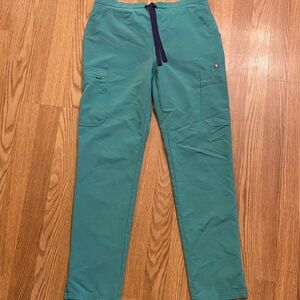 women's Surgical Green Yola™ - Skinny Scrub Pants - S / Surgical Green